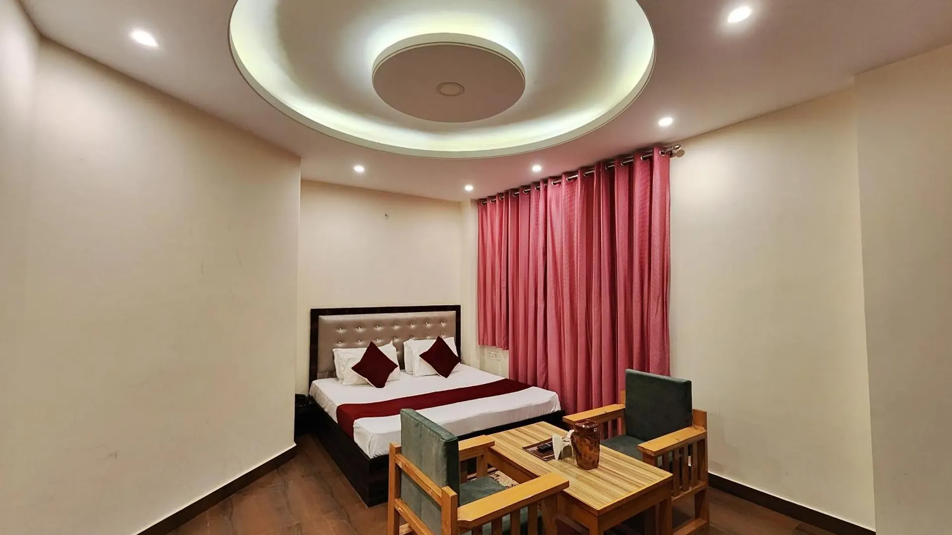 Royal Cedar Bnb Simla Homestay Shimla