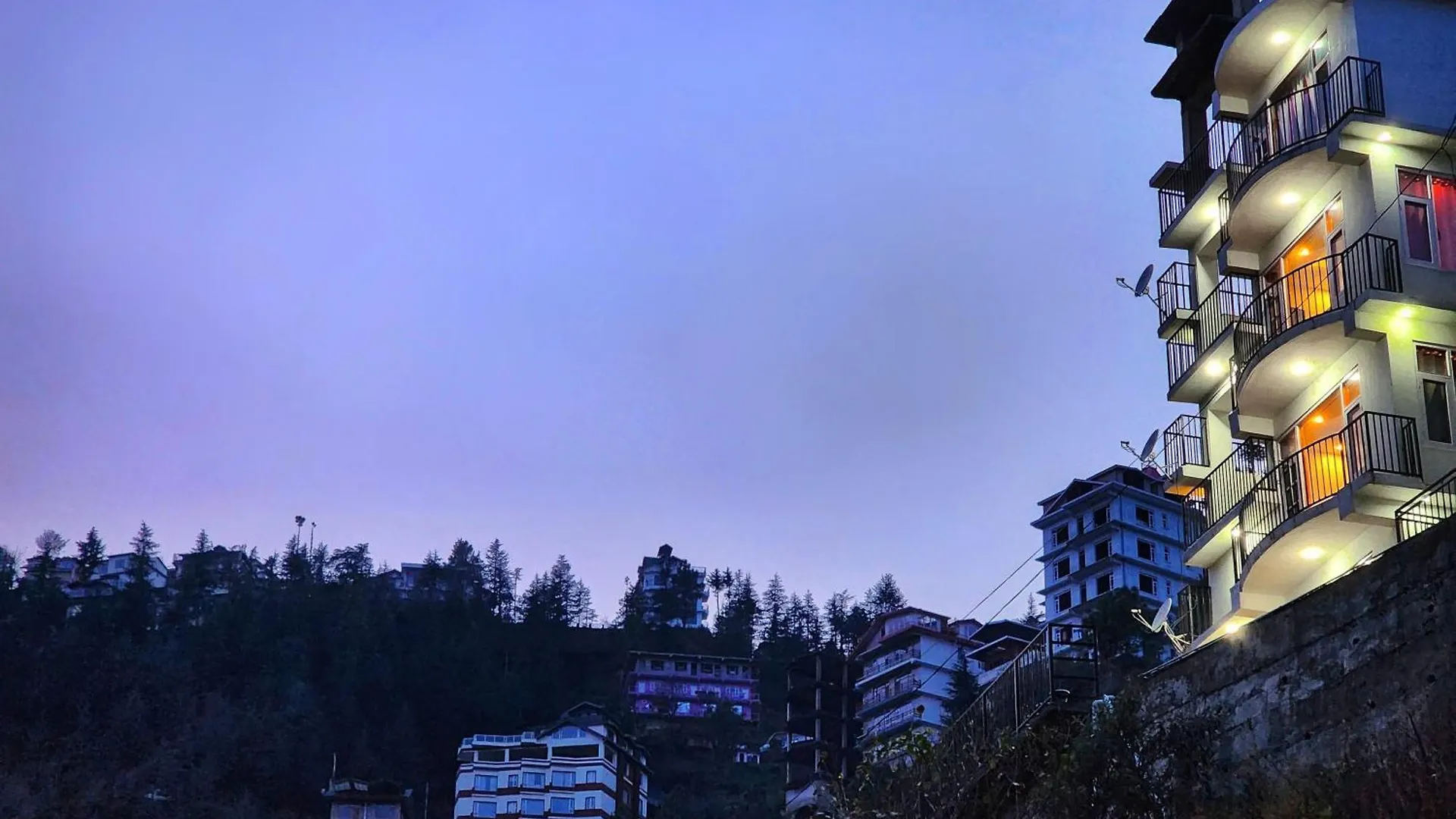 Homestay Royal Cedar Bnb Simla India