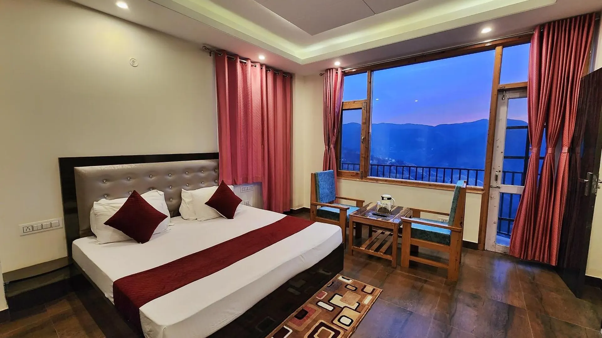 Homestay Royal Cedar Bnb Simla