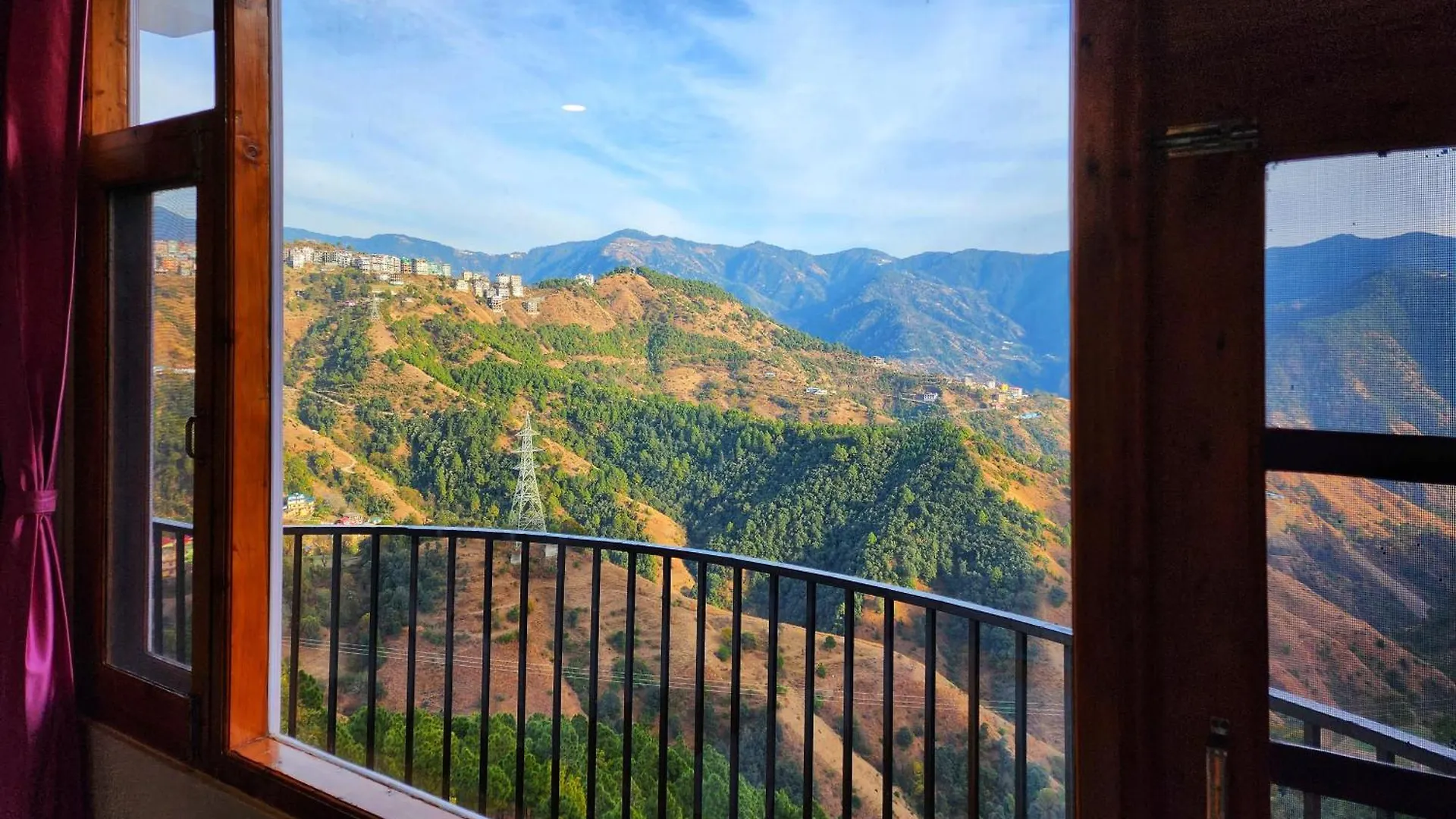 Royal Cedar Bnb Simla Homestay